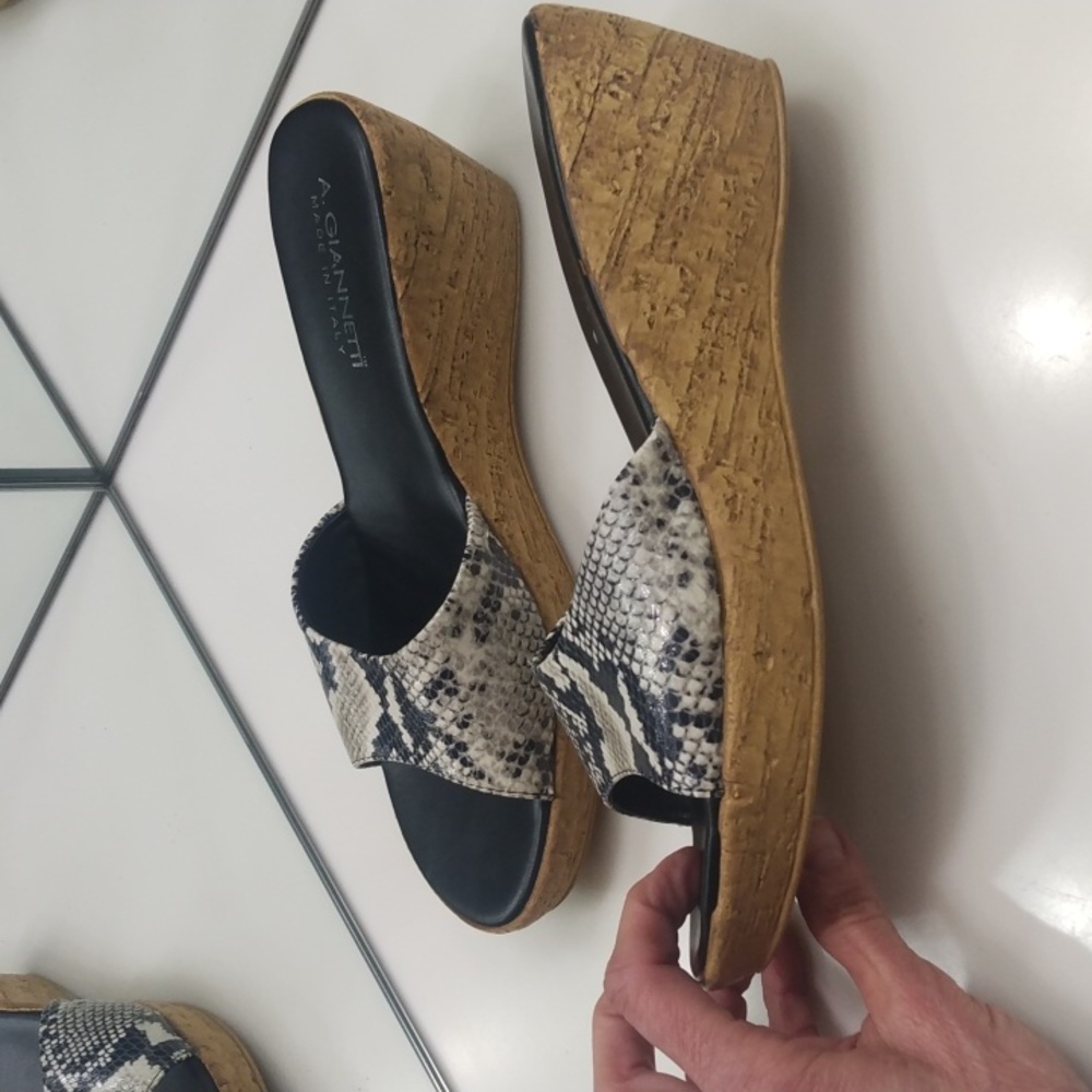 A. GIANNETTI ANIMAL PRINT CORK WEDGE SANDALS SIZE 10 - Picture 5 of 8